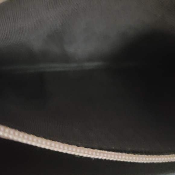 Gucci full zip around brown and pink wallet. GUC - Picture 14 of 14